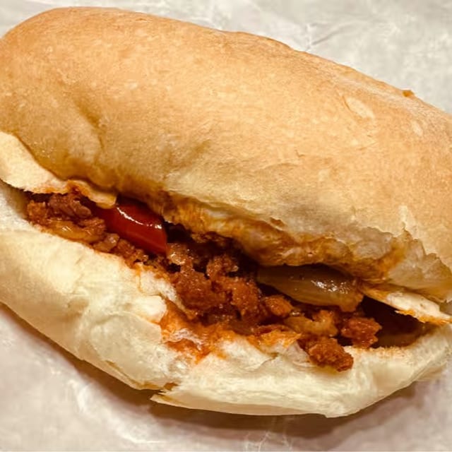 Chourico & peppers sandwich.